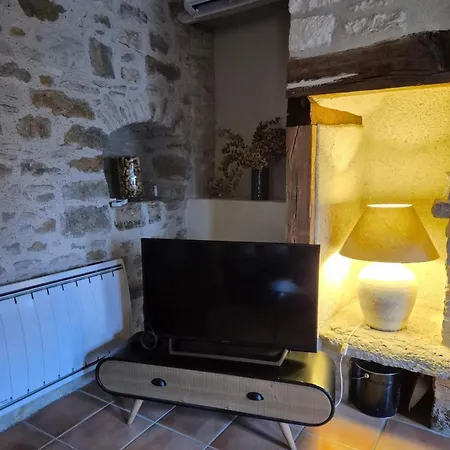 Maison De Charme Portobelo Dans Avec Vue Vakantiehuis Carennac