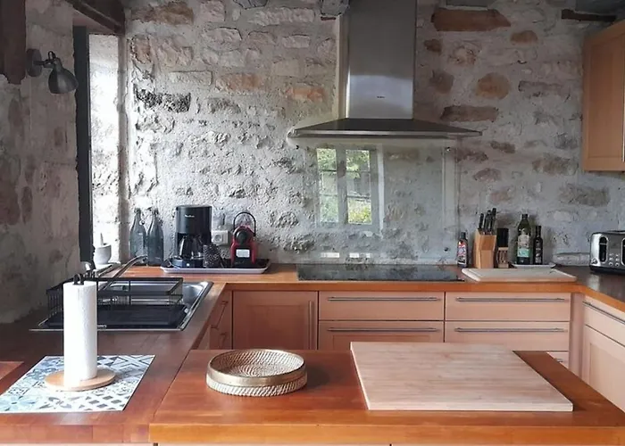 Дом отдыха Maison De Charme Portobelo Dans Avec Vue